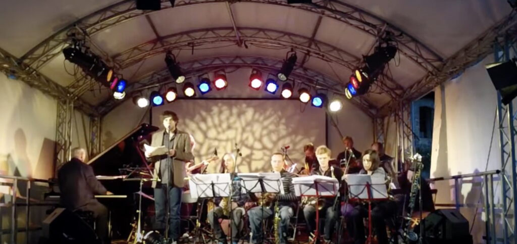 Videovorschaubild von U.F.O. Unidentified Flying Orchestra